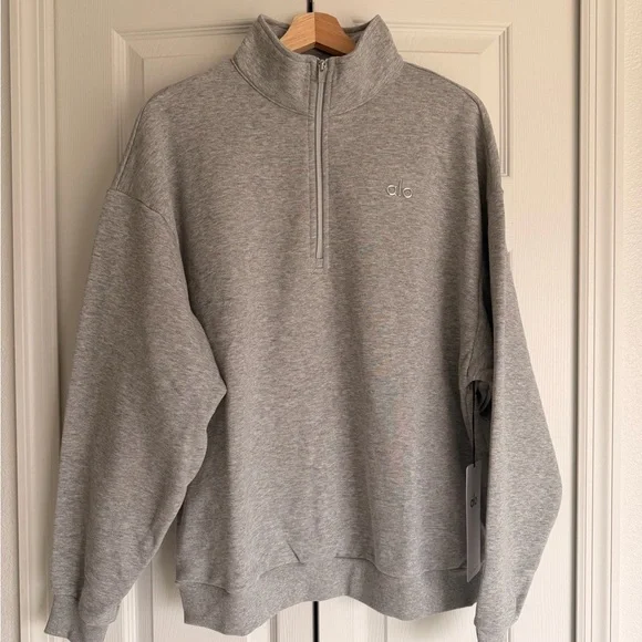 ALO Yoga Accolade 1/4 Zip Pullover - Picture 5 of 12